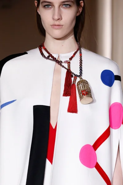 Look 4